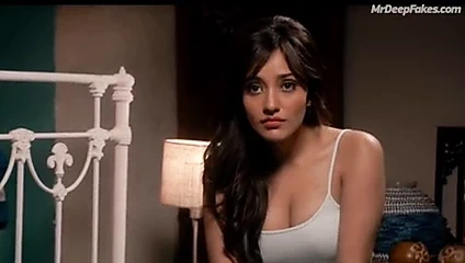 Neha sharma, ilk kez anal
