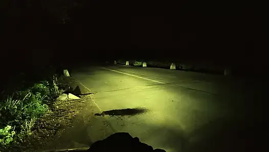 Aşırı Sokakta ağza Ve Sperme Işiyor