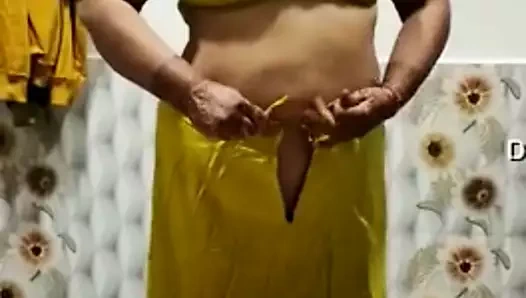 teyze değişen giysiler