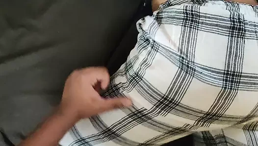 Azgın üvey kız kardeşinin amını arkadan sikip boşalana kadar