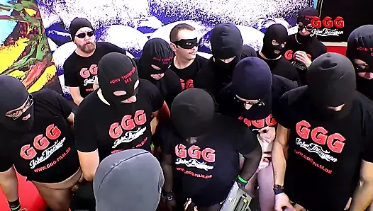 Ggg John Thompson - Olgun Komşu Gence İlk Kez Veriyor