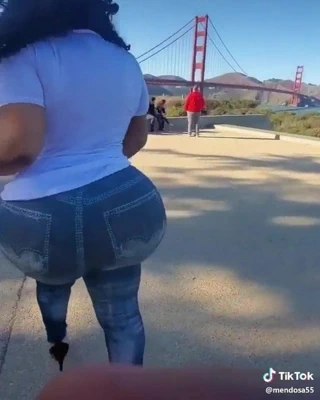 Seksi büyük götlü göt