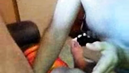 Soyunıyorum sonra emiyor