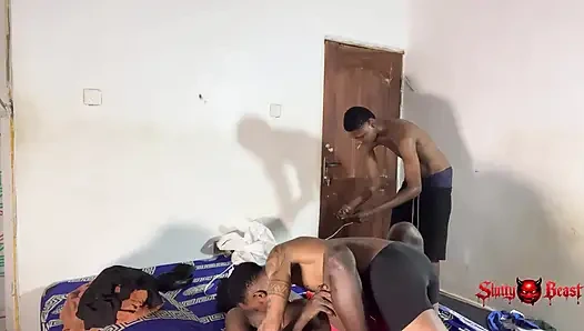 Heteroseksüel hata grup seks partisinde sikiliyor