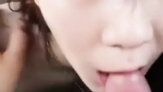 Sao kadın ağız yalama ayak