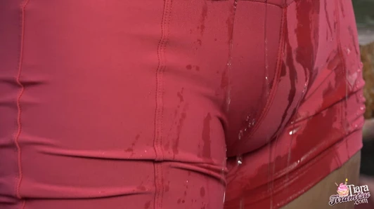 Tiara Meksika'dan minyon bir trans kadın ve açık havada vahşi şeyler yapmayı ve ıslak ve çıplak bir şekilde boşalmayı seviyor