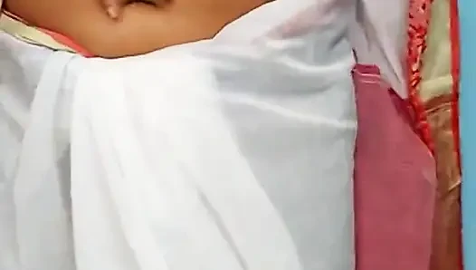 Hintli ateşli anne saree açık video ateşli