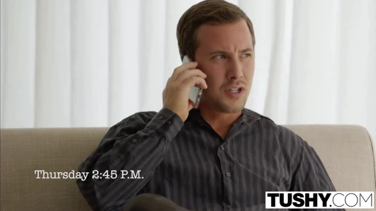 Tushy - çocuk bakıcısı kelsi monroe iş yerinde anal alır