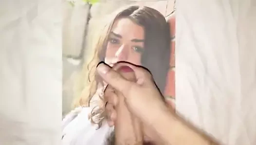 Maisie Williams birthday tributes