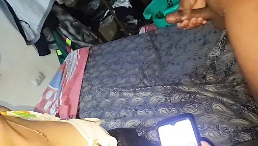 Üstüne gelene kadar üvey erkek kardeşimin kız arkadaşını sikiyorum