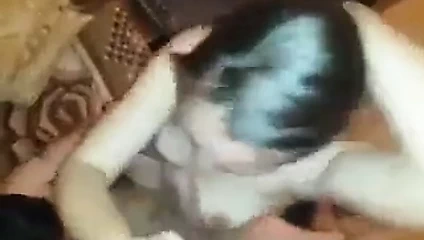 Ağaç gibi içki kız