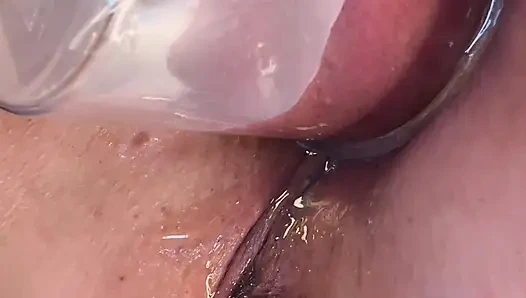 Aşırı yakın çekim çift vakum pompalama göt ve amcık