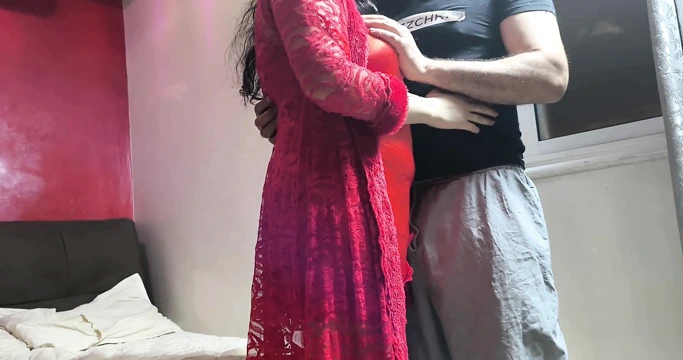 Benim adım Madam Noha Suudi Arabistan'dan 23 yaşında