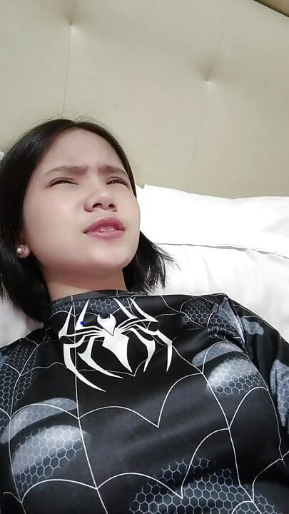 Azgın siyah örümcek webimi istiyor - porno parodi