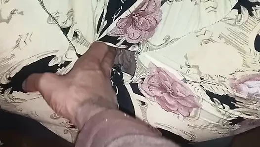 Hintli Müslüman kız büyük doğal göğüsler