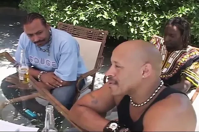 İnanılmaz sıcak ve sapıkça anal seksle dolu bir video