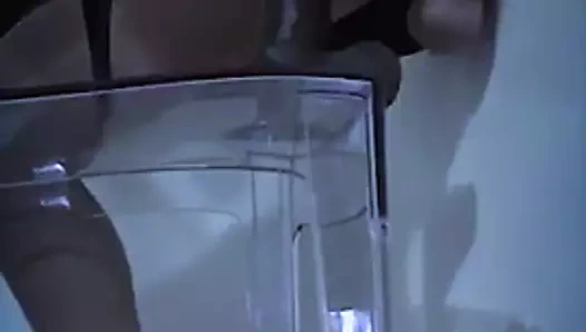 Sürtük sikikleri her ikisi de ona delikler ile dildoes