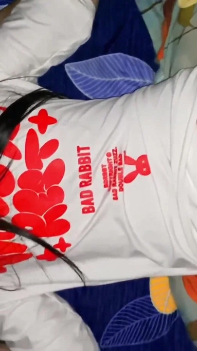 "Küçük üvey kız kardeşimi evde siktim" den mutlaka görülmeli an