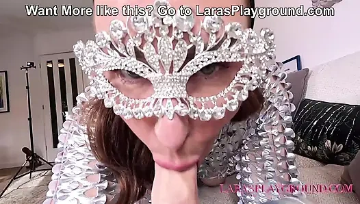 İngiliz lassie lara lateks larasplayground'da gerçek bir fişektir