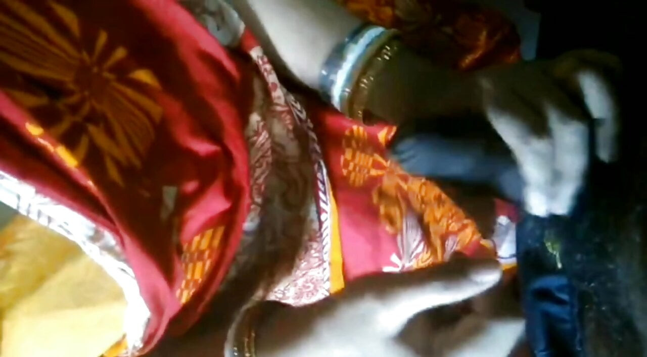 Tamil Mullu köyü teyze seks videosu
