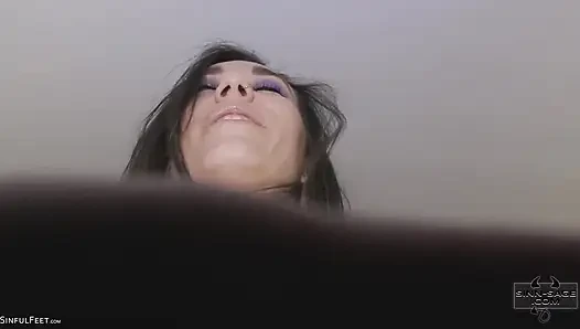 Üvey kız kardeş gizli