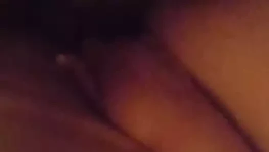 chubby Latin karısı