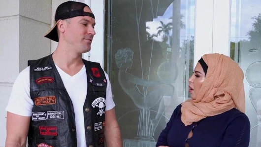 Arap adım anne sürmek horoz süre üvey kız yalıyor taşaklar