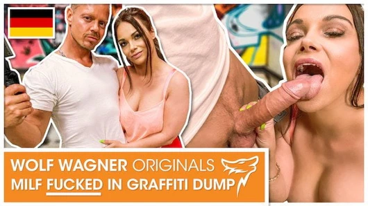 Kirli priscilla: ateşli orta yaşlı seksi kadın büyük yarak emiyor! wolfwagner.com