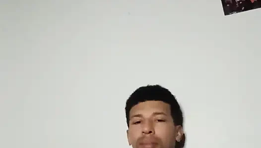 Çok yorgundum ama büyük azgın yarağım beni uyandırdı