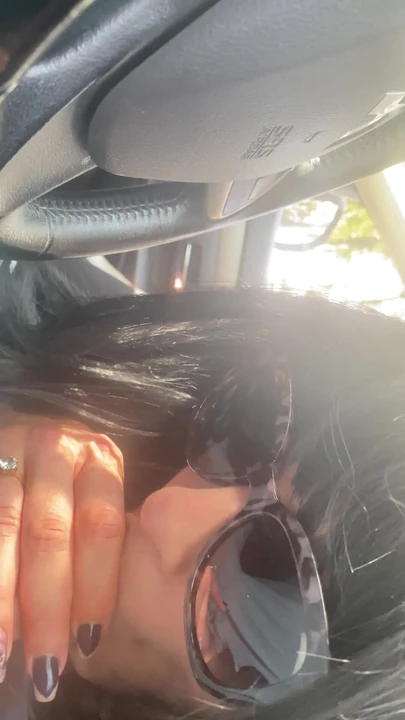 Я сосу твой хуй, а ты ешь мою киску, дело?