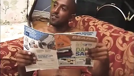 Siyah ve beyaz büyük siyah amcık sikişiyor üçlü seks