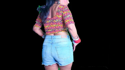 Çılgın yakın çekim şehvetli oral seks ve ağzına boşalma, boşanmış bebek