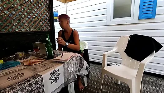 Teras kesintisi: çalışmayı bırak ve beni em