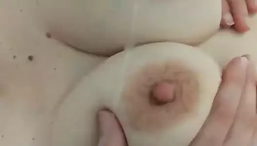 Dost ateşin memeli boşalması