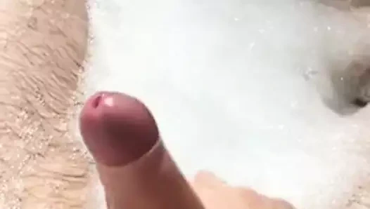 Kısa banyo eğlencesi