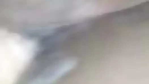 Belden bağlamalı adam