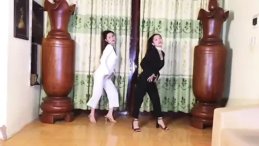 Seni seviyorum-exid (slutty dance cover)