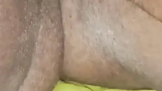 Üvey annemin vajinasından bal aldım.