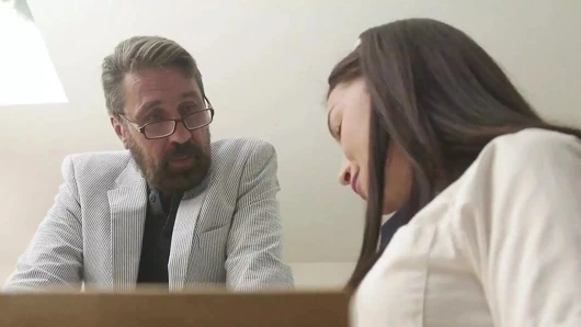 Genç kız Jennifer sert bir ders alıyor