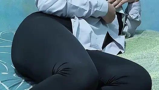 Bir arkadaşım üvey kız kardeşinden ona haftalık kontrol yapmasını istedi