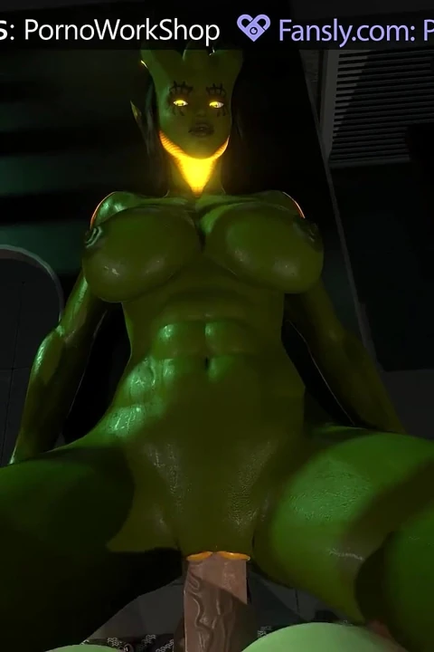 Futanari bir succubus kızını sikiyor ve içine boşalıyor