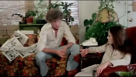 Dedektif bir esmer çivi