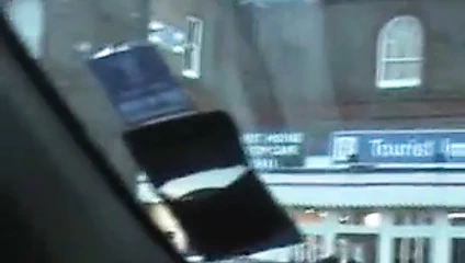 Sara eski uğrak yerlerine dönüyor