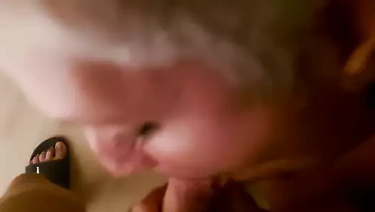 La SAMILIN hace sexo entre las penunbras.