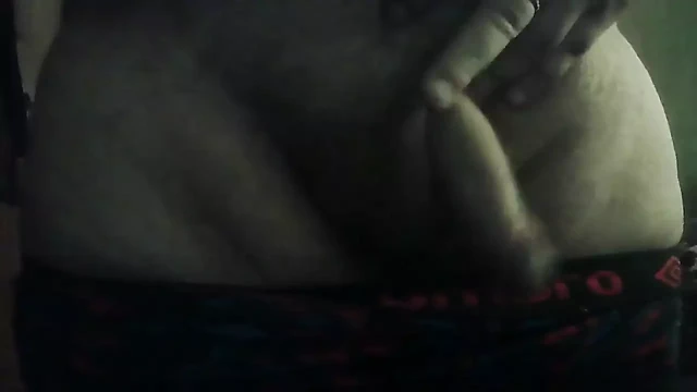 Yarak mastürbasyonu yapan yarak tokatlıyor