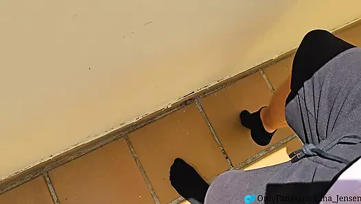 Ayak masajına ihtiyacı vardı, ben de ona özel olarak verdim!