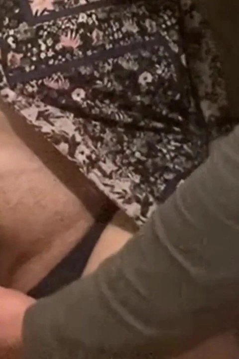 Yaşlı sapık şehir metrosunda amını parmaklıyor