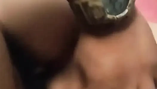 Latin kadın külotla seks yapıyor