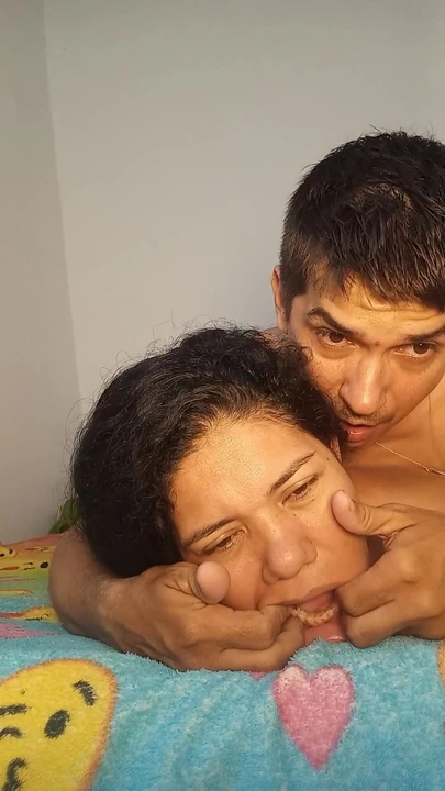 Завораживающий момент из "Удивительные наездницы! Подписывайся и наблюдай, как Валькирия приказывает хаос".