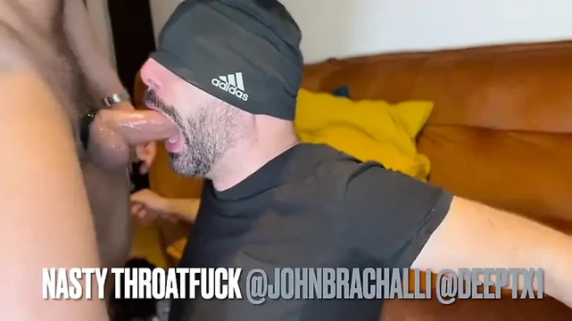 Porno Yıldızı John Brachalli Boğazımı Sikiyor